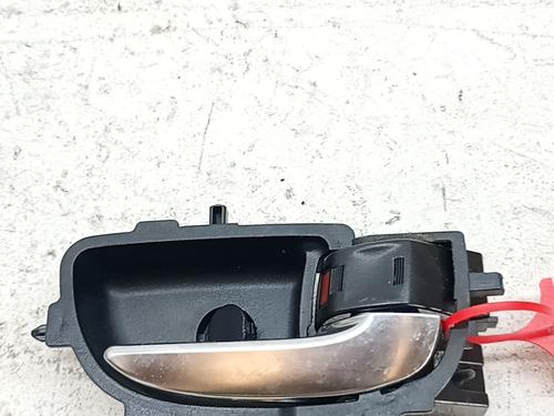 Used Rear right interior door handle Rear right interior door handle 38749227 38749227