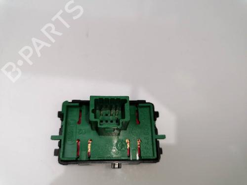 Switch DACIA SANDERO II TCe 90 (B8M1, B8MA, B8AC) | BP23939679I30 