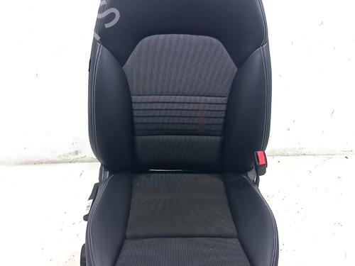 Used Right front seat MERCEDES-BENZ B-CLASS Sports Tourer (W246, W242) B 180 CDI / d (246.212) (109 hp) 32289086