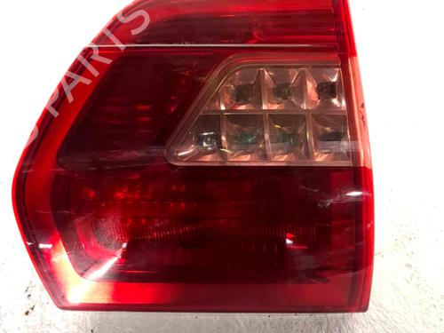 Feu de coffre gauche Feu de coffre gauche CITROËN C5 III Break (RW_) 2.0 HDi 140 (140 hp) 34331377 34331377