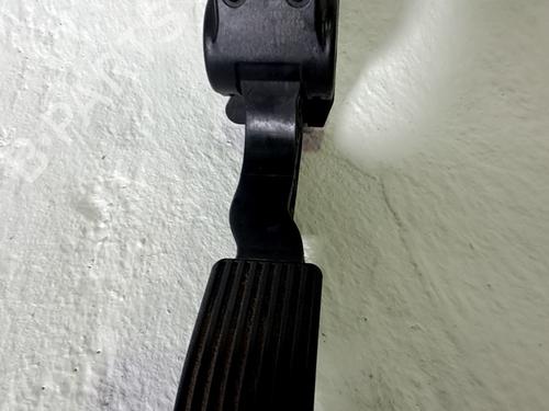 Used Pedal Pedal MERCEDES-BENZ SPRINTER 3-t Van (B906) 211 CDI (906.611, 906.613) (109 hp) 33764914 33764914