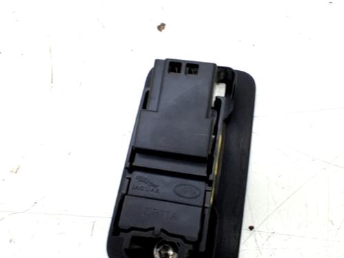 Right rear window switch LAND ROVER DISCOVERY SPORT (L550) 2.0 D 4x4 | BP31801860I28 - Image 2