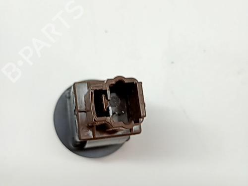 Used Electronic module DACIA DUSTER (HM_) 1.0 TCe 100 (HMMT) (101 hp) 31182238