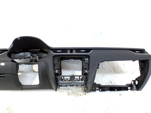 Instrumentbord Instrumentbord SKODA OCTAVIA III Combi (5E5, 5E6) 2.0 TDI (150 hp) 35977062 35977062
