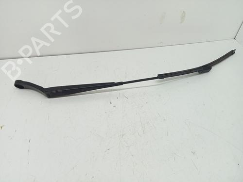 Used Front windshield wiper arm FORD KA+ III (UK, FK) 1.2 Ti-VCT (85 hp) 29301438