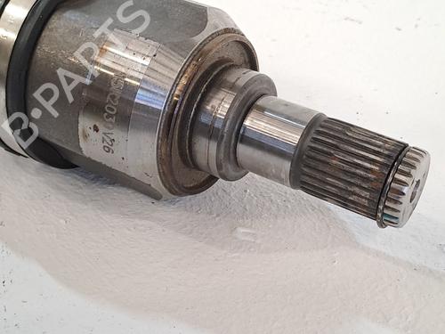 Drivaksel fortil venstre KIA CEE'D (JD) 1.4 CRDi 90 | BP25047319M38 