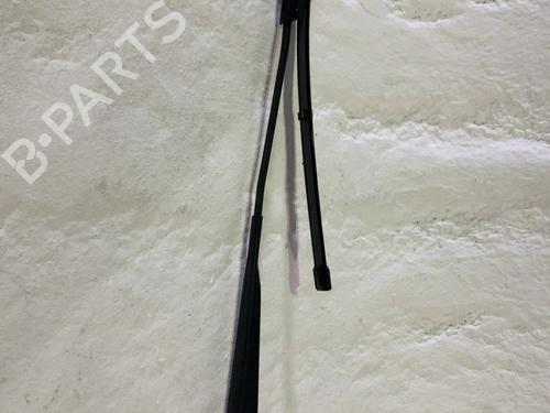 front-windshield-wiper-arm-renault-clio-iii-br01-cr01-2005-2006-2007-2008-2009-2010-2011-2012-2013-2014-32843886 main image