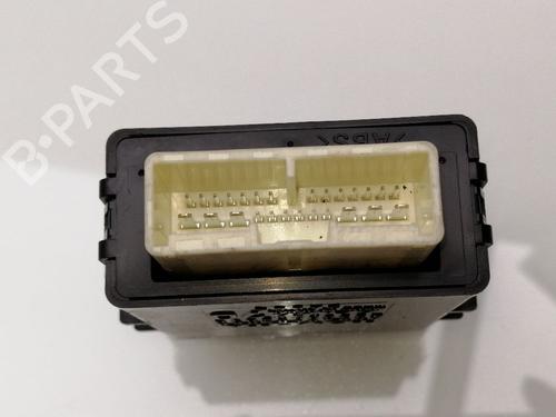 Used Electronic module TOYOTA AURIS (_E18_) 1.6 (ZRE181_, ZRE185_, ZRE185R, ZRE181R) (132 hp) 23386355