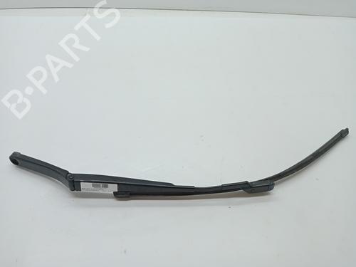Used Front windshield wiper arm SEAT IBIZA IV (6J5, 6P1) 1.2 (70 hp) 23350947