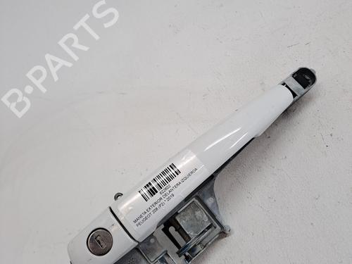 Used Front left exterior door handle PEUGEOT 208 I (CA_, CC_) 1.5 BlueHDI 100 (102 hp) 24736051