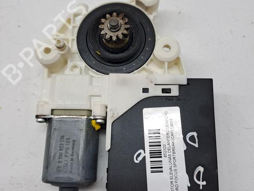 Used Right front window motor FORD FOCUS II Turnier (DA_, FFS, DS) 1.6 TDCi (109 hp) 25998477