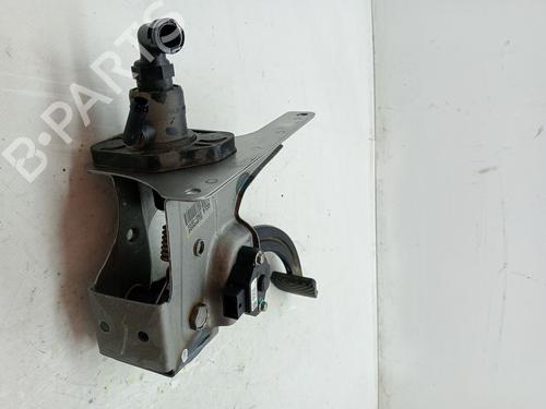 Clutch pedal HYUNDAI i20 II (GB, IB) 1.2 | BP25457142I13 