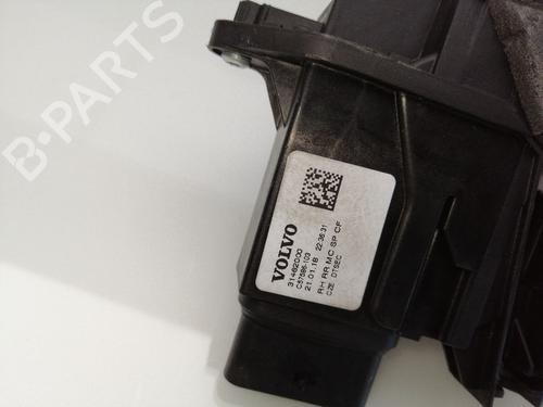 Rear right lock VOLVO XC40 (536) D4 AWD 31462000