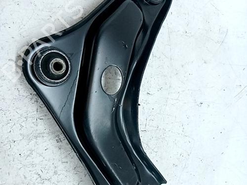 Used Right front suspension arm CITROËN C3 AIRCROSS II (2R_, 2C_) 1.2 PureTech 110 (2RHNZB, 2RHNZW, 2RHNPX, 2RHNPJ) (110 hp) 29557760