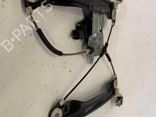 Used Front left window mechanism Front left window mechanism CHEVROLET CRUZE Hatchback (J305) 2.0 CDI (163 hp) 35807698 35807698