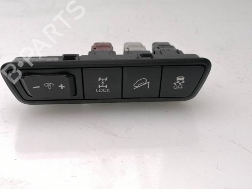 Used Switch HYUNDAI ix35 (LM, EL, ELH) 2.0 CRDi 4WD (136 hp) 23940208