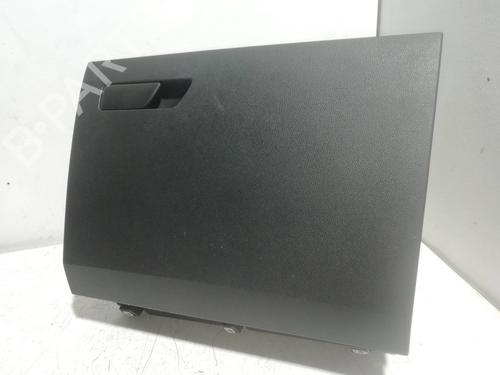 Used Glove box SEAT LEON ST (5F8) 2.0 TDI (150 hp) 26538041