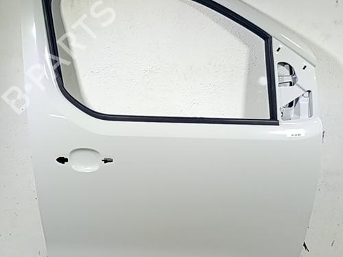 Used Right front door Right front door OPEL ZAFIRA LIFE Bus (K0) E LIFE (136 hp) 36185132 36185132