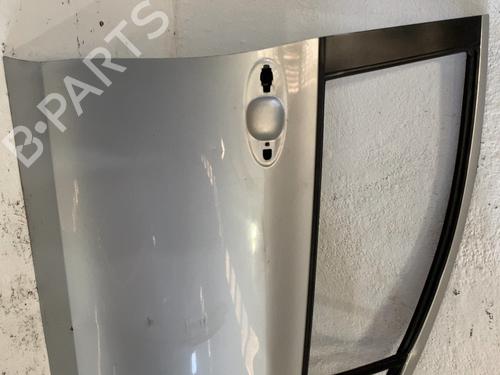 Used Right front door Right front door 38748787 38748787