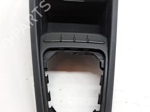 Used Armrest / Center console KIA STONIC (YB) 1.2 CVVT (84 hp) 27494999