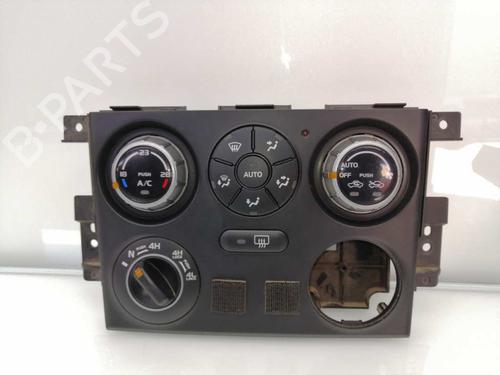 Commande Chauffage SUZUKI GRAND VITARA II (JT, TE, TD) 1.9 DDiS All-wheel Drive (JT419, TD44, JB419WD, JB419XD,... (129 hp) 23874026