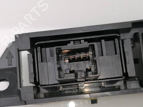 Used Switch NISSAN NAVARA NP300 Pickup (D23, D23T) 2.3 dCi 4x4 (D231) (163 hp) 23405280