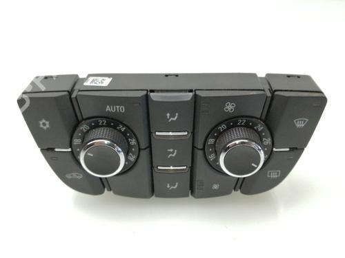 Used Climate control OPEL ASTRA J Saloon 1.7 CDTI (69) (131 hp) 23382247