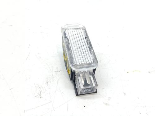 Used Interior roof light AUDI Q5 (8RB) 2.0 TDI (150 hp) 29229024