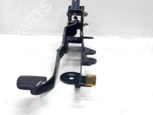Bremsepedal Bremsepedal RENAULT GRAND SCÉNIC II (JM0/1_) 1.9 dCi (JM0G, JM12, JM1G, JM2C) (120 hp) 33762755 33762755