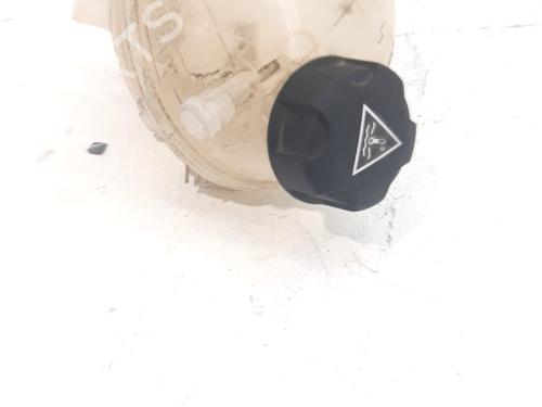 Ekspansjonstank Ekspansjonstank CITROËN C3 III (SX) 1.2 PureTech 82 (83 hp) 33761883 33761883