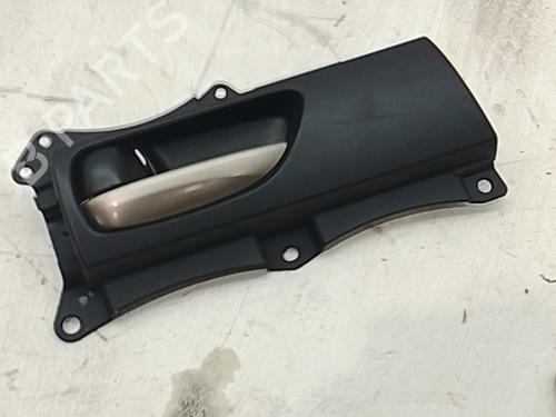 Used Front left interior door handle Front left interior door handle 38990916 38990916