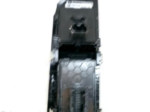 Left front window switch OPEL ASTRA L (OV5) 1.2 (FPHNSL, FPHNSR) | BP35721652I27 - Image 2