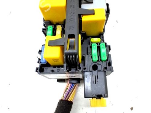 Used Fuse box CITROËN C4 Grand Picasso II (DA_, DE_) 1.2 THP 130 (130 hp) 30921007