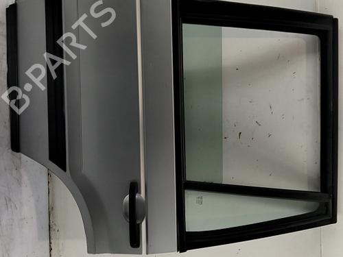 Used Left rear door Left rear door LAND ROVER RANGE ROVER II (P38A) 2.5 D 4x4 (136 hp) 40550502 40550502