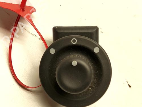 Used Mirror switch DACIA DUSTER (HM_) 1.5 dCi 110 (HMAB) (109 hp) 30801563