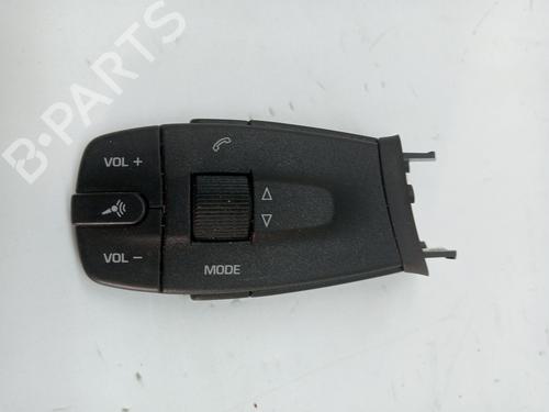 Used Switch SEAT IBIZA IV (6J5, 6P1) 1.6 TDI (90 hp) 24108622