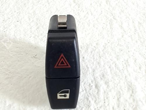 Warning switch BMW X3 (E83) 2.0 d | BP29559107I22