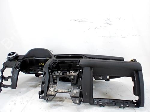 Used Dashboard Dashboard 38062062 38062062