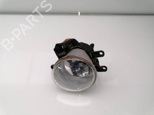 Used Right front fog light TOYOTA HILUX VIII Pickup (_N1_) 2.4 D 4WD (GUN125_, GUN125R) (150 hp) 26210145