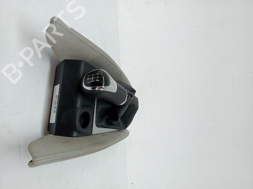 Used Shift knob NISSAN MICRA V (K14) 0.9 IG-T (90 hp) 24108922