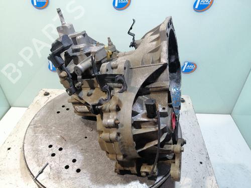Getriebe für FORD FOCUS I Saloon (DFW) 1.4 16V (75 hp) 24107428