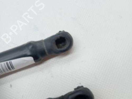 Gassdemper Bakluke MITSUBISHI OUTLANDER II (CW_W) 2.0 DI-D (CW8W) | BP23352246C138 