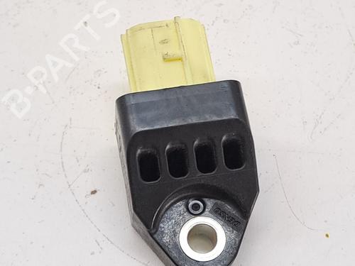 Used Electronic sensor TOYOTA YARIS (_P13_) 1.0 (KSP130_, KSP130) (69 hp) 26951025