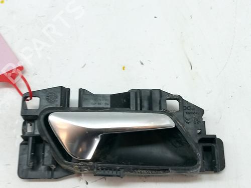 Høyre bak invendig håndtak OPEL CORSA F Hatchback Van 1.2 (68) (75 hp) 31035871