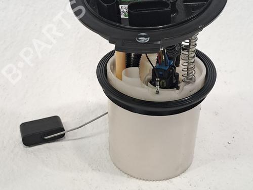 Used Fuel pump VW GOLF VII (5G1, BQ1, BE1, BE2) 1.6 TDI (115 hp) 27462139
