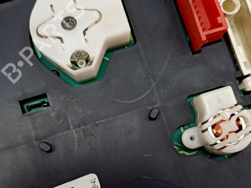 Used Instrument cluster Instrument cluster RENAULT LAGUNA II (BG0/1_) 1.9 dCi (BG08, BG0G) (120 hp) 33905896 33905896