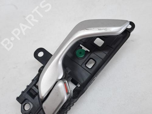Høyre foran invendig håndtak FORD FIESTA VII (HJ, HF) 1.5 TDCi (86 hp) 23975857