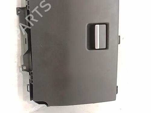 Used Glove box Glove box 36666305 36666305