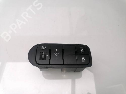 Used Switch KIA CARENS IV 1.7 CRDi (116 hp) 24107887