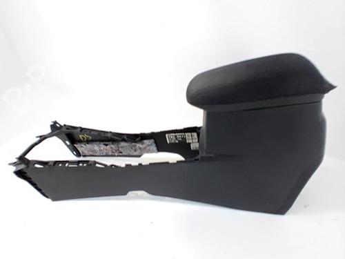 Used Middle console TOYOTA AURIS (_E18_) 1.4 D-4D (NDE180_, NDE180R) (90 hp) 29992769